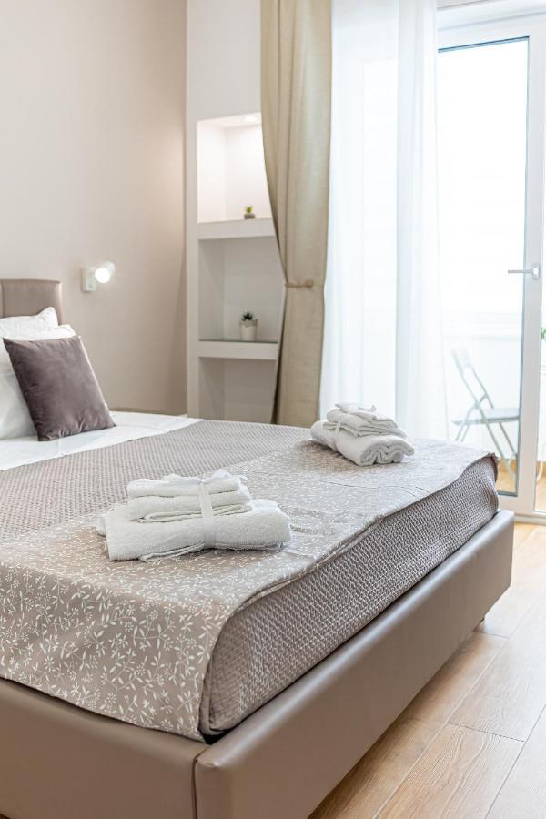 White Gold Bed and Breakfast Napoli Eksteriør billede