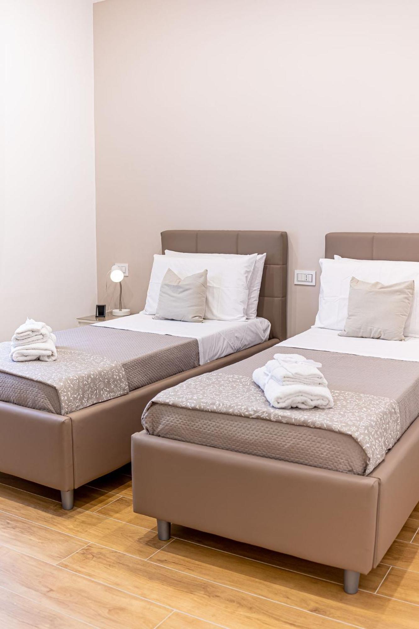 White Gold Bed and Breakfast Napoli Eksteriør billede